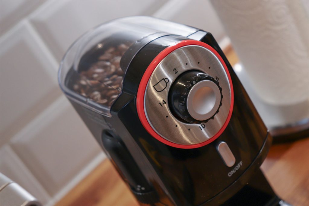 Close-up of the Melitta Molino cup-setting dial